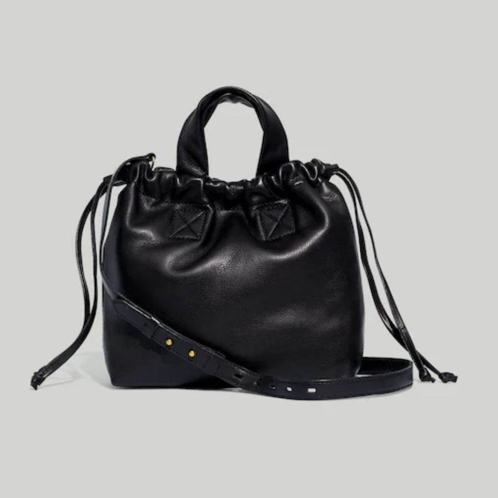 Madewell The Piazza Leather Crossbody Bag In True Black